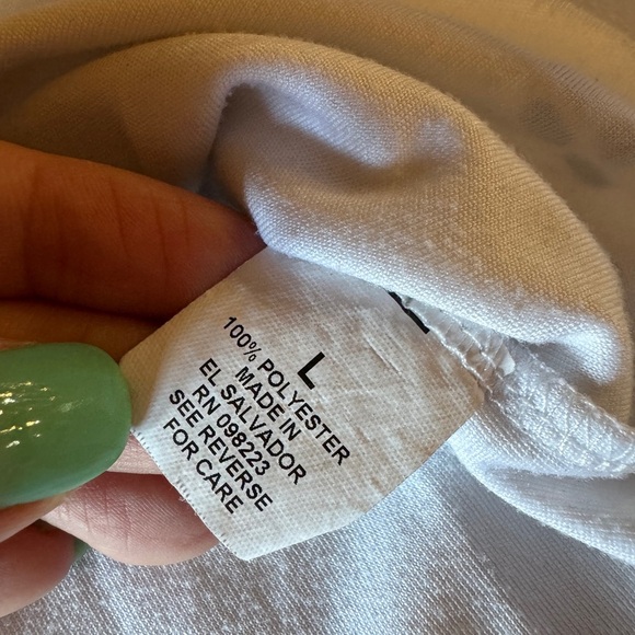 BCG Women's White V-Neck T-Shirt Size Large - Picture 2 of 6